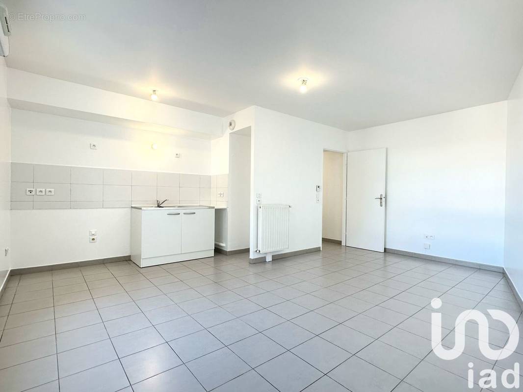 Photo 1 - Appartement à AUBERVILLIERS