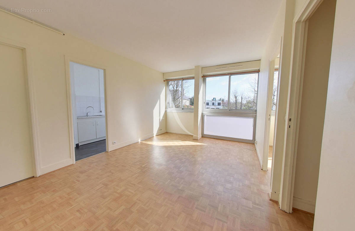 Appartement à LE PERREUX-SUR-MARNE