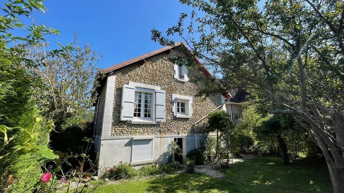 Maison à VILLERS-SUR-MER