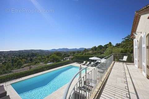 Maison à MOUGINS