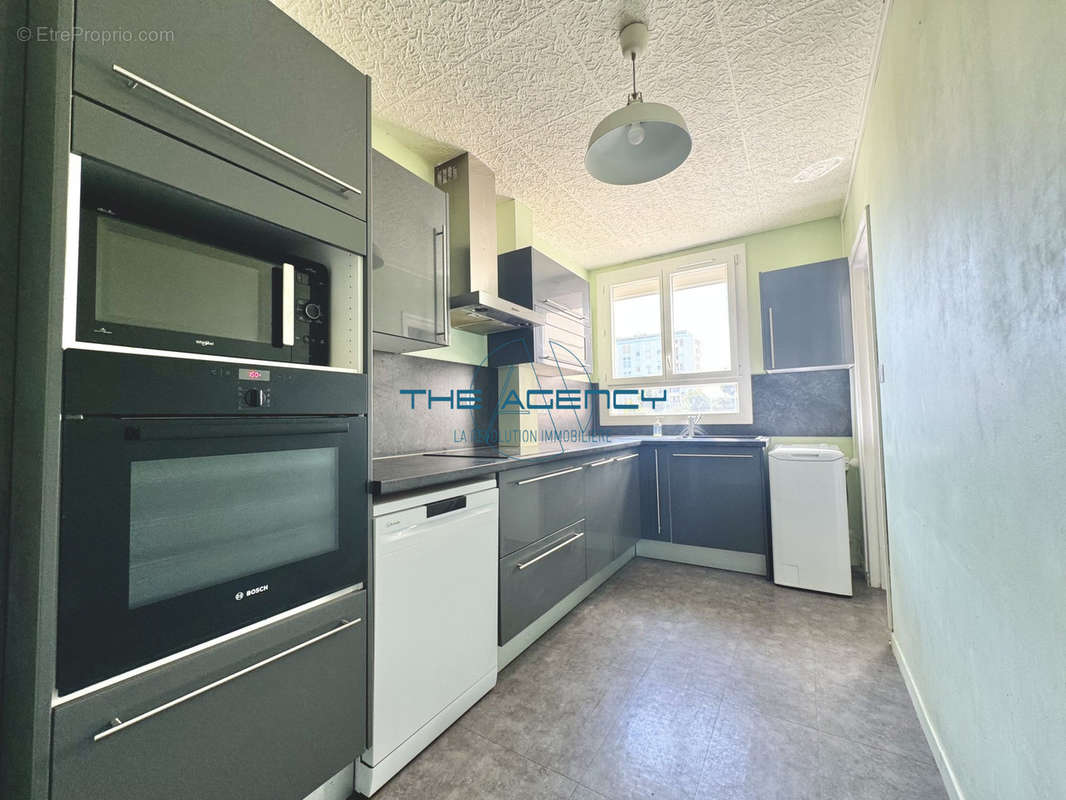 Appartement à MARSEILLE-11E