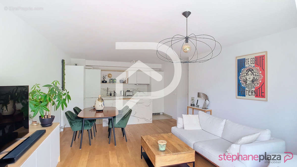 Appartement à SURESNES