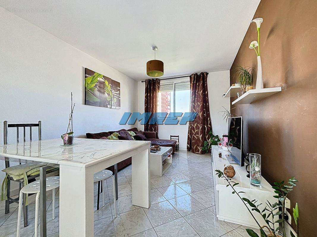 Appartement à MARSEILLE-10E