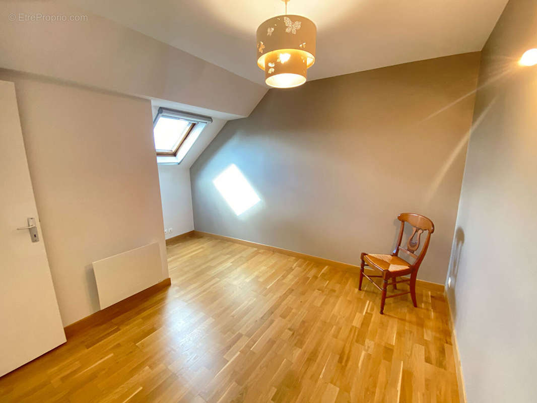 Appartement à NANTEUIL-LES-MEAUX