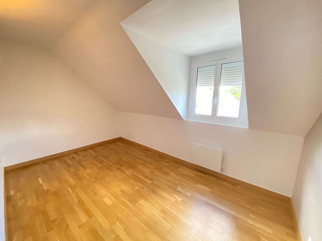 Appartement à NANTEUIL-LES-MEAUX