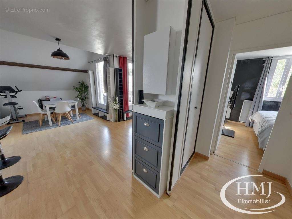 Appartement à LISSES