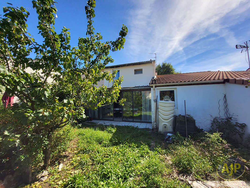 Maison à CANEJAN