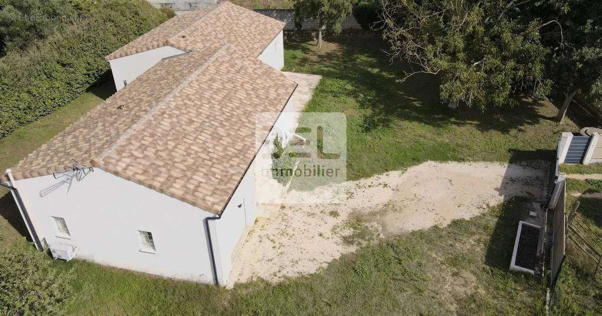 Maison à BAGNOLS-SUR-CEZE