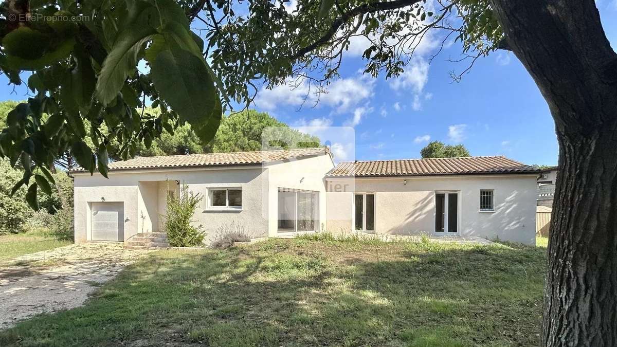 Maison à BAGNOLS-SUR-CEZE