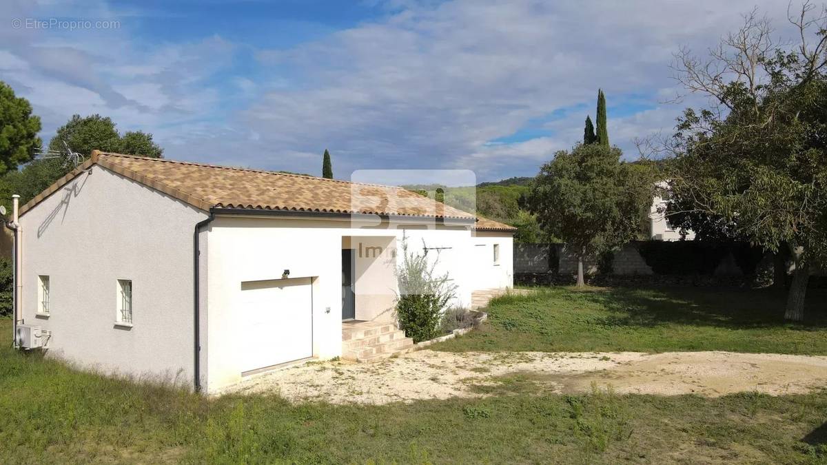 Maison à BAGNOLS-SUR-CEZE