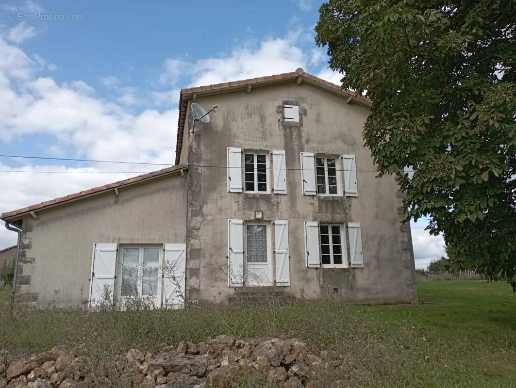 Maison à JAZENEUIL