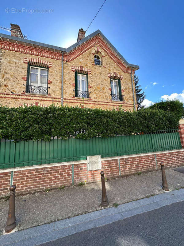 Maison à MAISONS-LAFFITTE