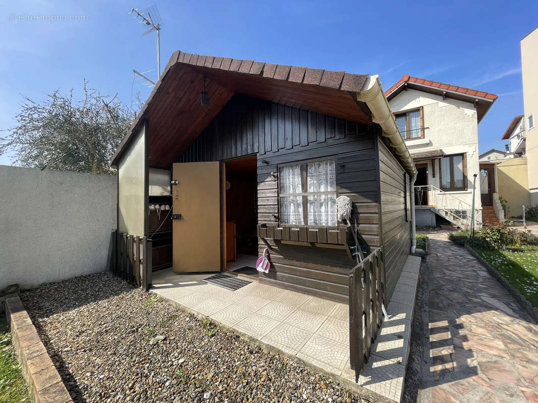 Maison à LE BLANC-MESNIL