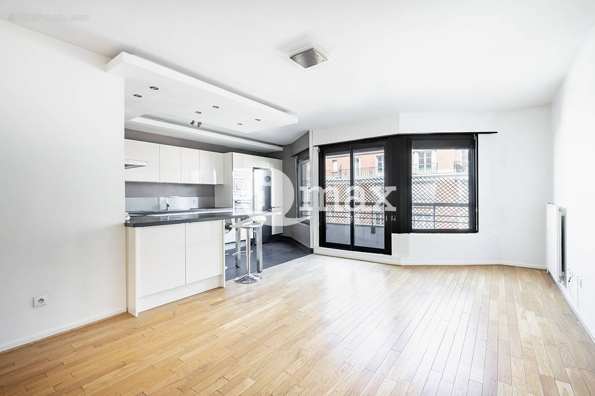 Appartement à LEVALLOIS-PERRET