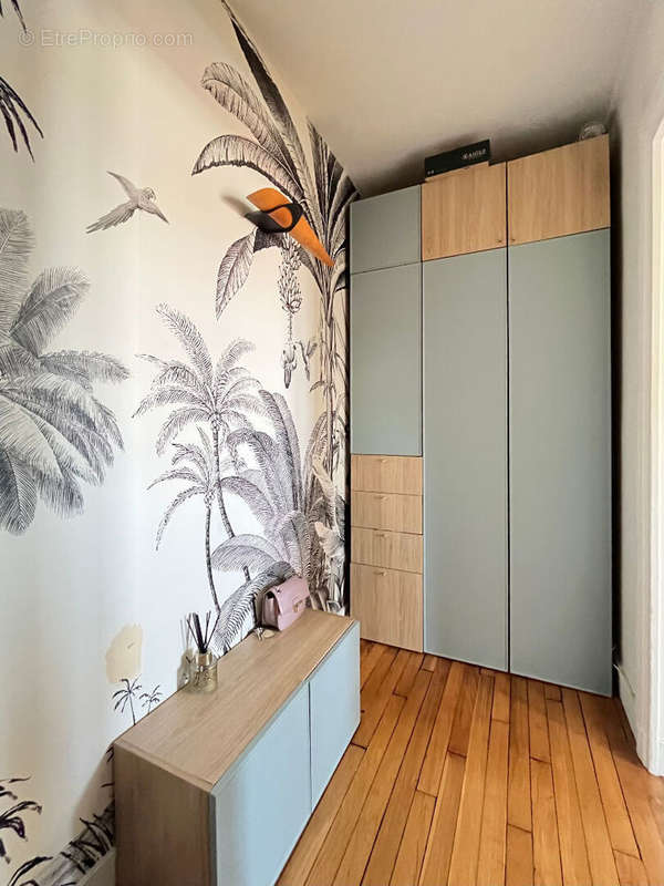 Appartement à LEVALLOIS-PERRET