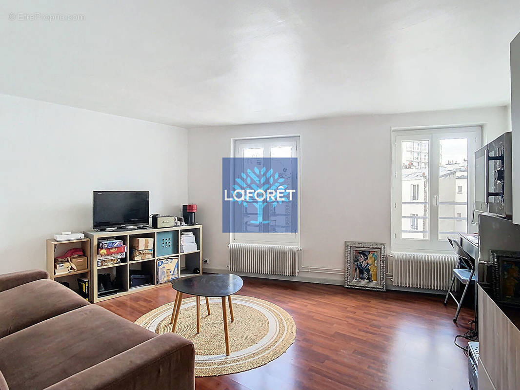 Appartement à PARIS-15E