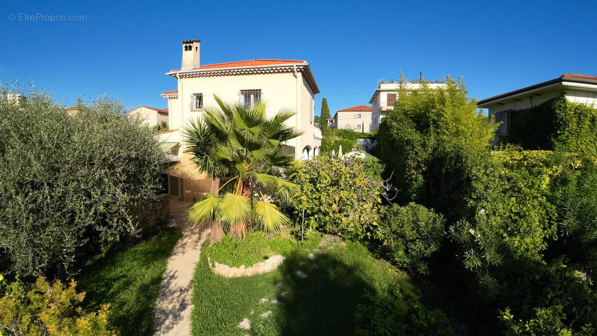 Maison à ANTIBES