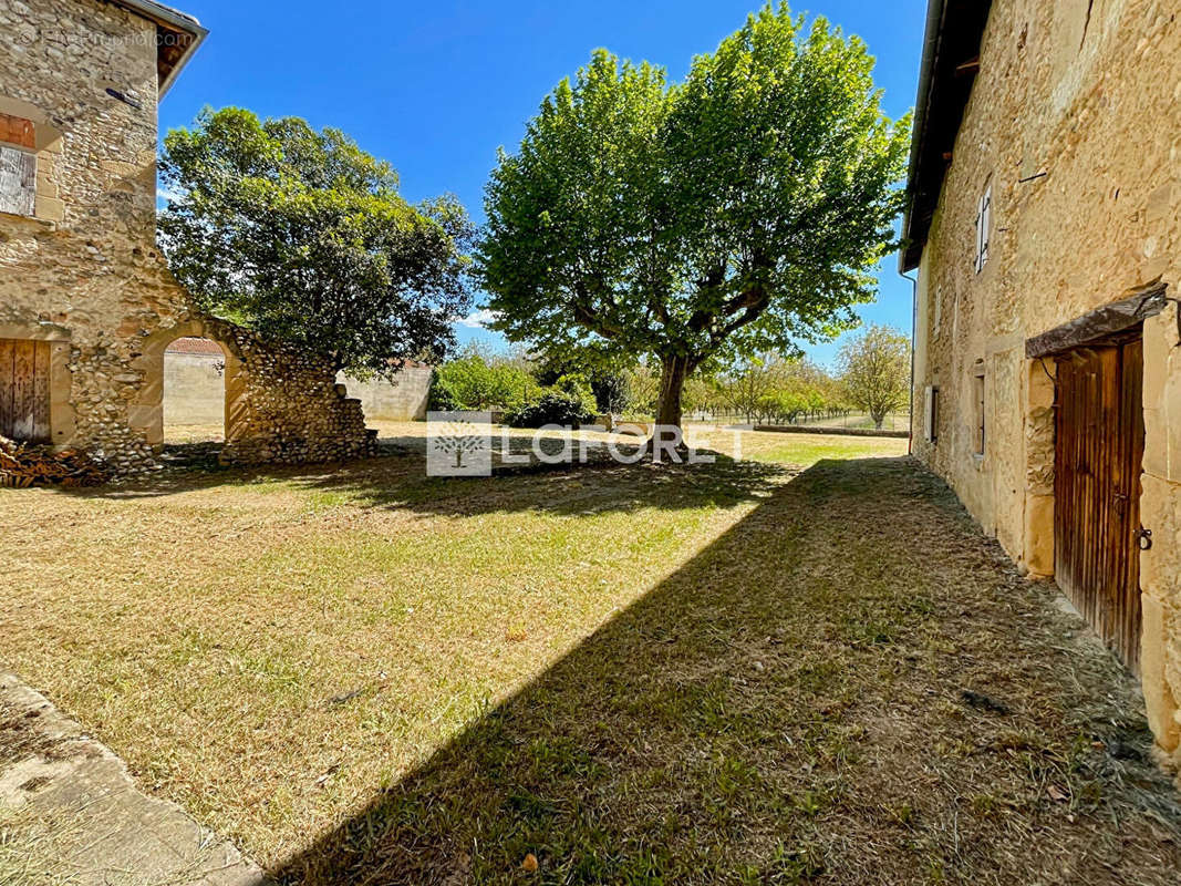 Maison à CHATILLON-SAINT-JEAN