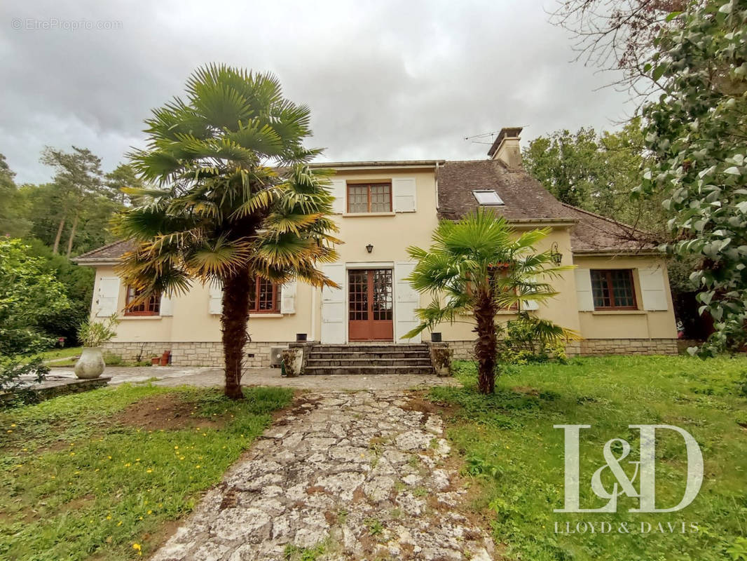 Maison à POLIGNY