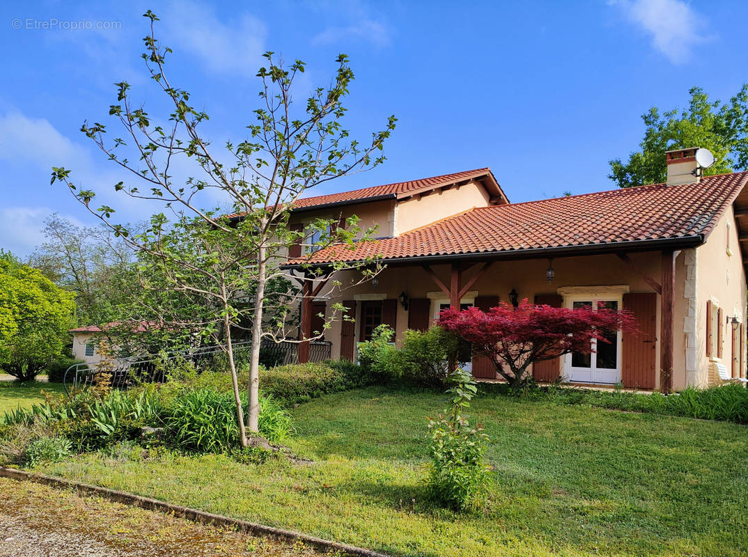 Maison à BEAUREPAIRE