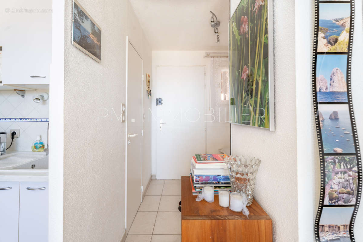 Appartement à CARRY-LE-ROUET