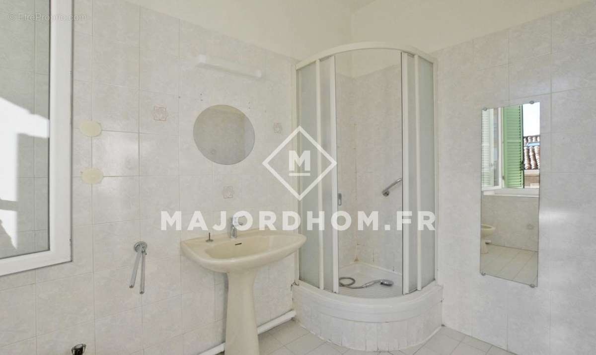 Appartement à MARSEILLE-7E