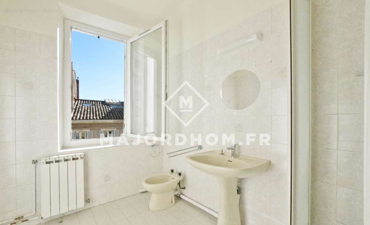 Appartement à MARSEILLE-7E