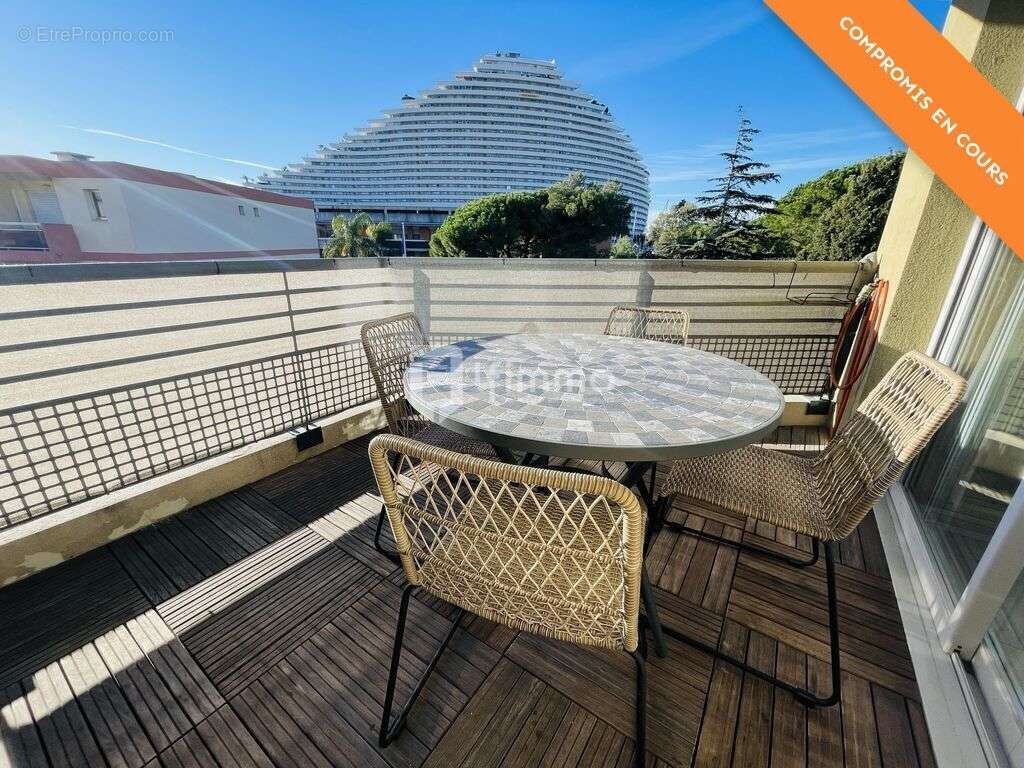 Appartement à VILLENEUVE-LOUBET