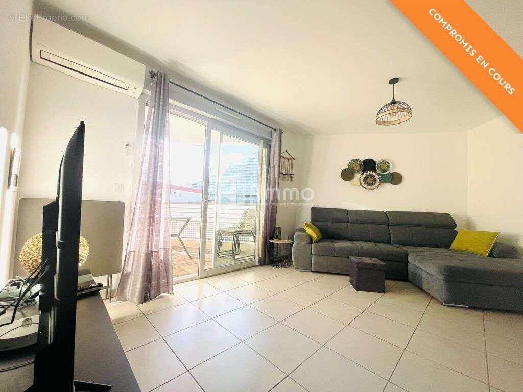 Appartement à VILLENEUVE-LOUBET