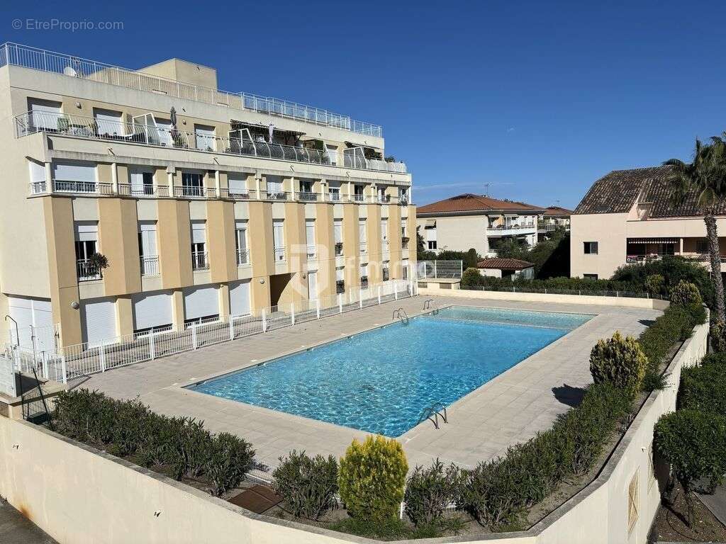 Appartement à VILLENEUVE-LOUBET