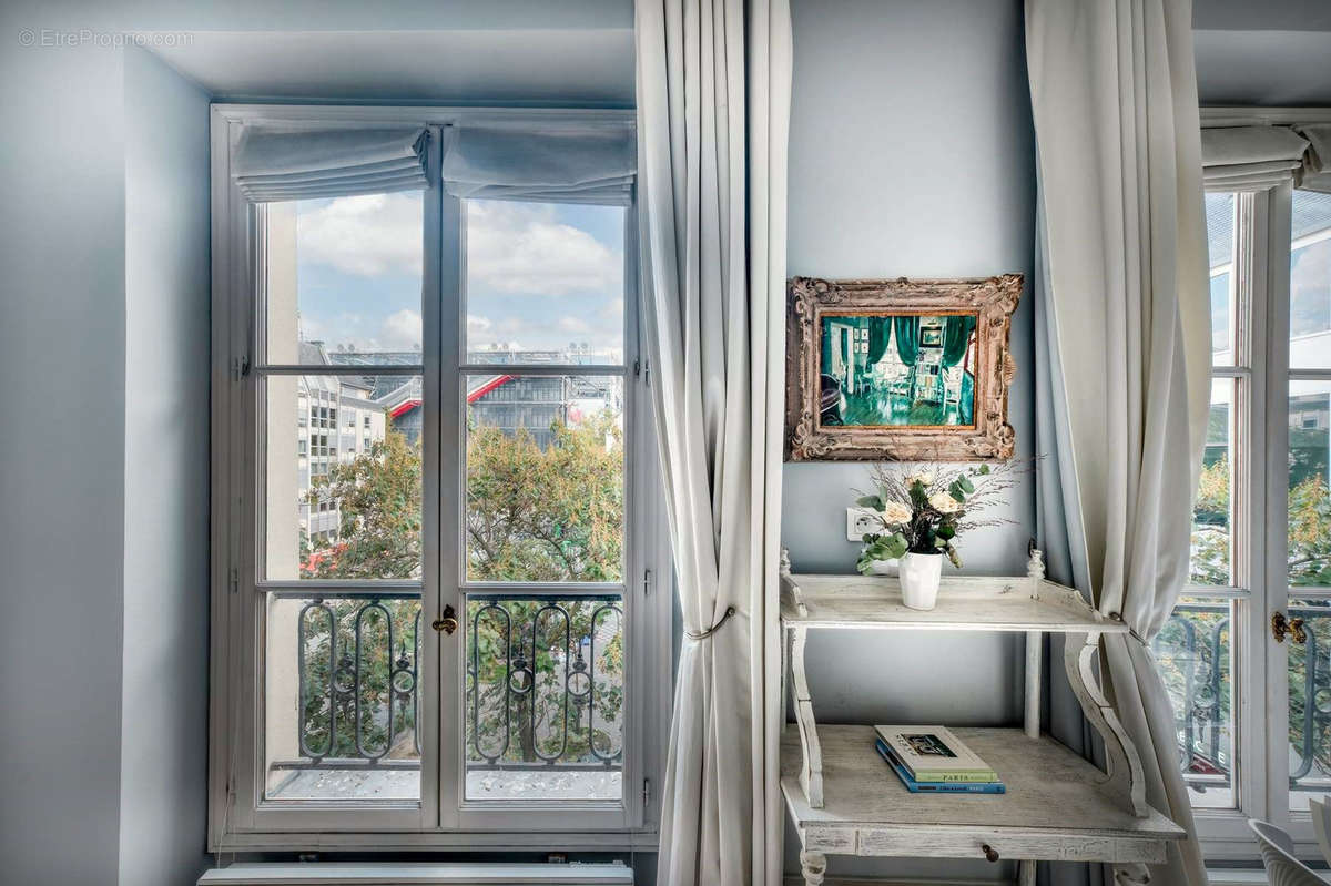 Appartement à PARIS-4E