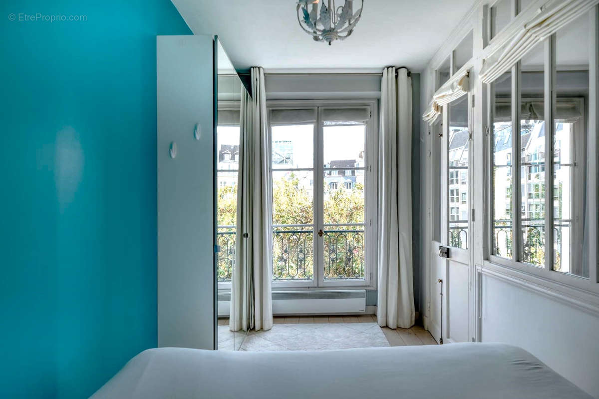 Appartement à PARIS-4E