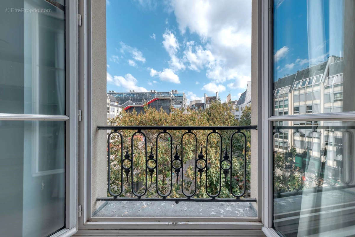 Appartement à PARIS-4E