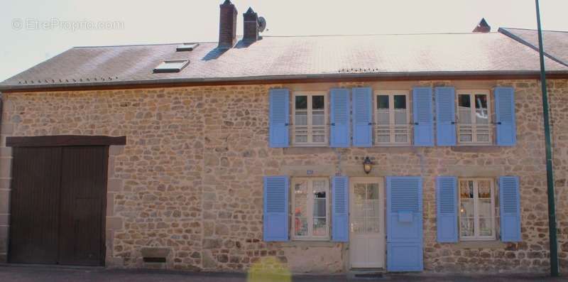 Maison à CHATEAU-CHINON(VILLE)