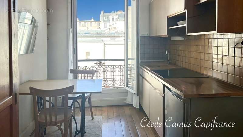 Appartement à PARIS-9E