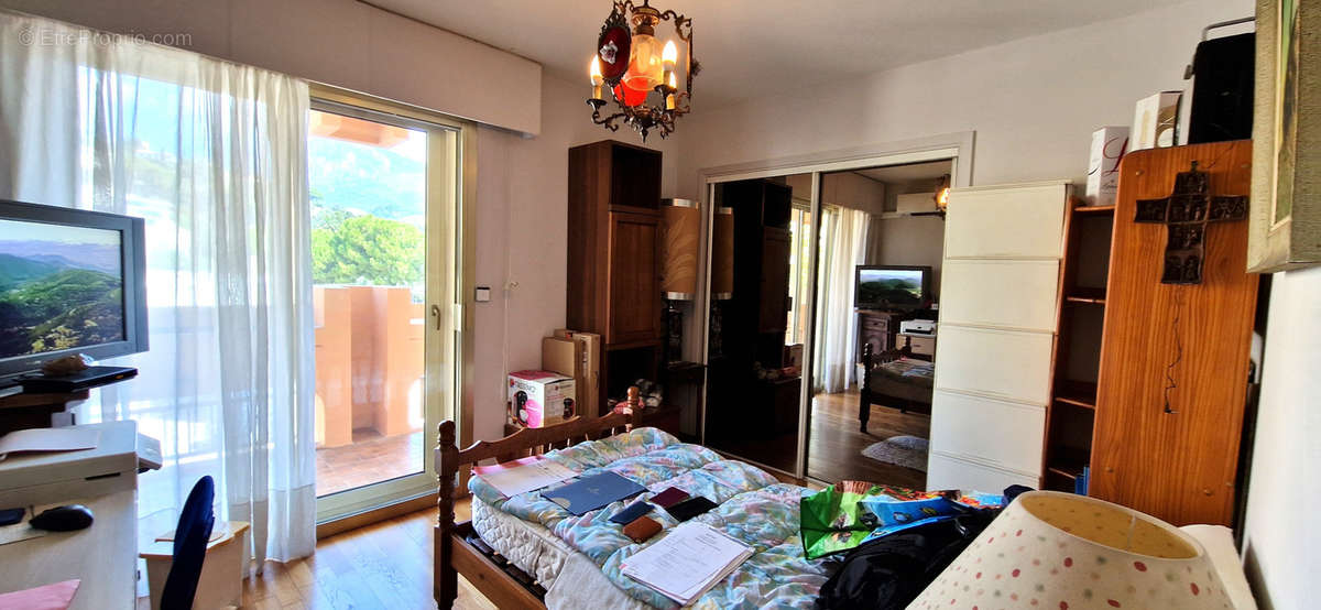 Appartement à ROQUEBRUNE-CAP-MARTIN