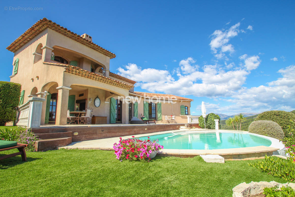 Maison à LES ADRETS-DE-L&#039;ESTEREL