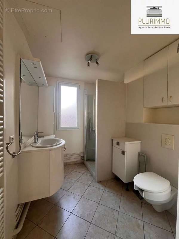 Appartement à PARIS-15E