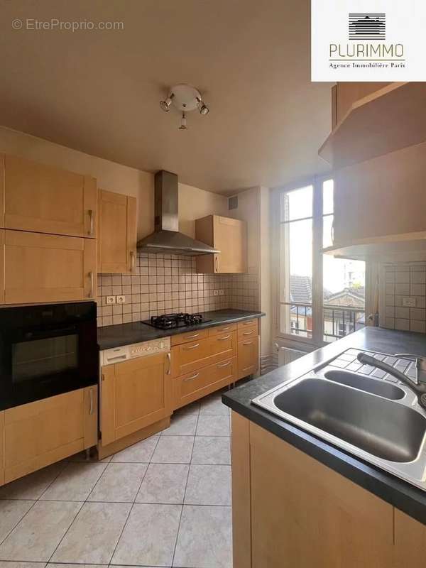 Appartement à PARIS-15E