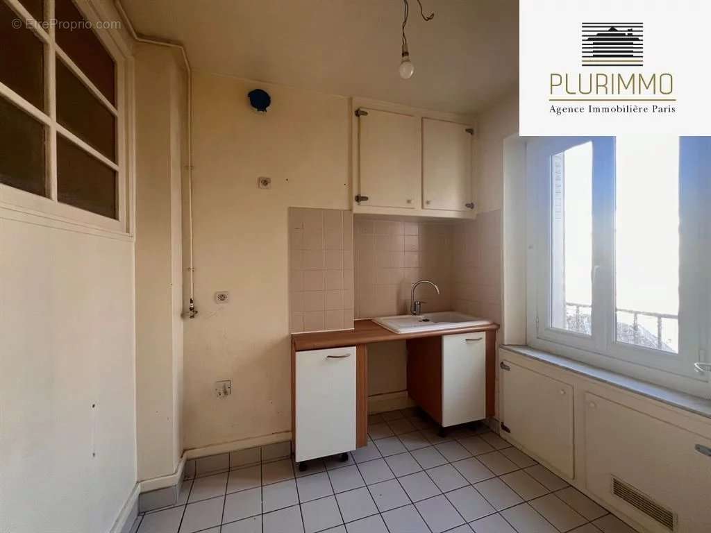 Appartement à PARIS-15E