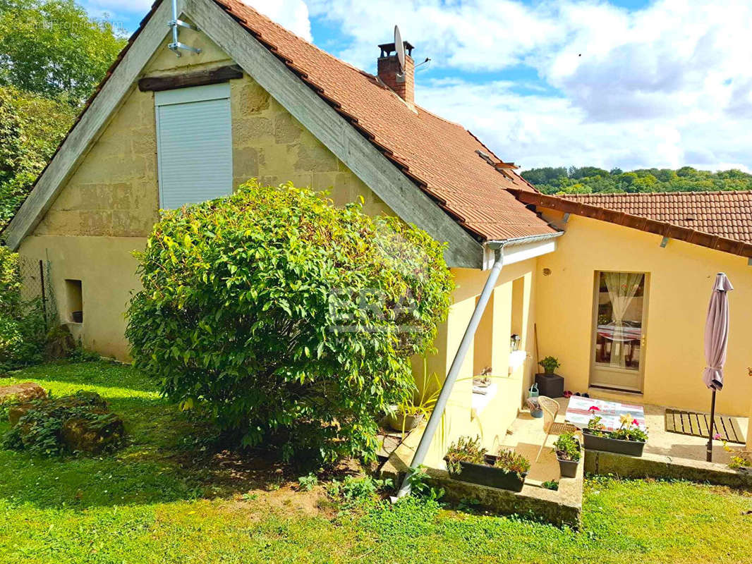 Maison à COUCY-LE-CHATEAU-AUFFRIQUE