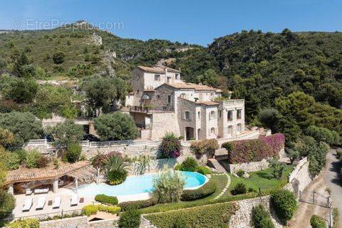 Maison à EZE