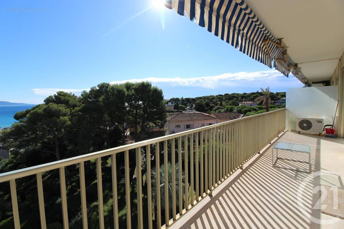 Appartement à ROQUEBRUNE-CAP-MARTIN