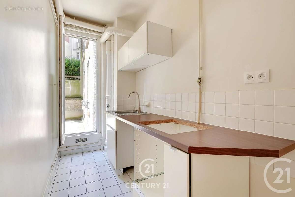 Appartement à PARIS-15E