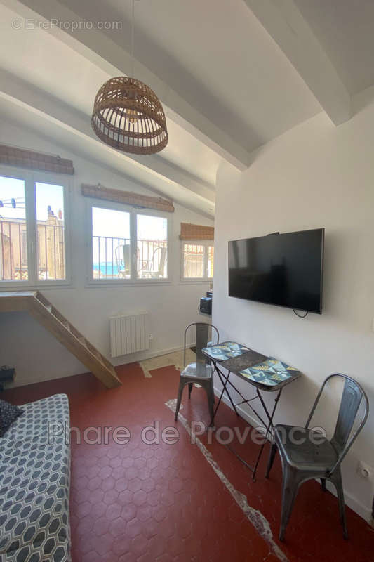 Appartement à MARSEILLE-2E