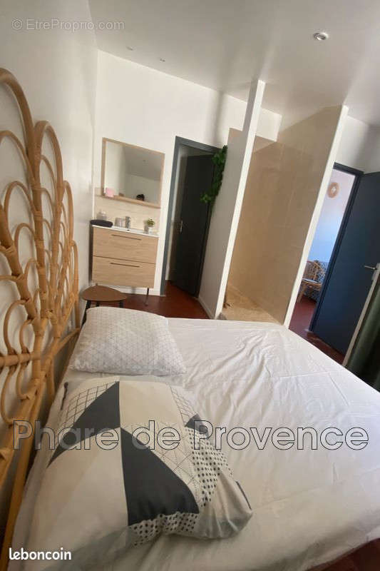 Appartement à MARSEILLE-2E