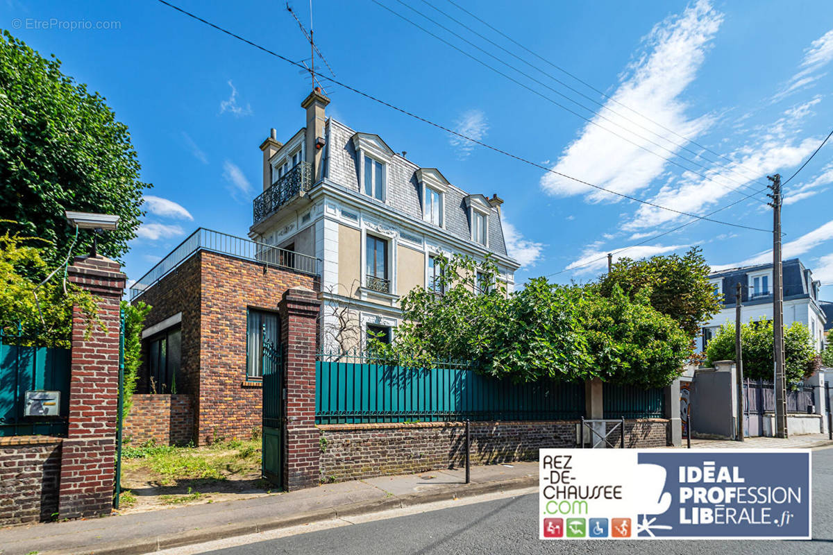 Maison à BOIS-COLOMBES