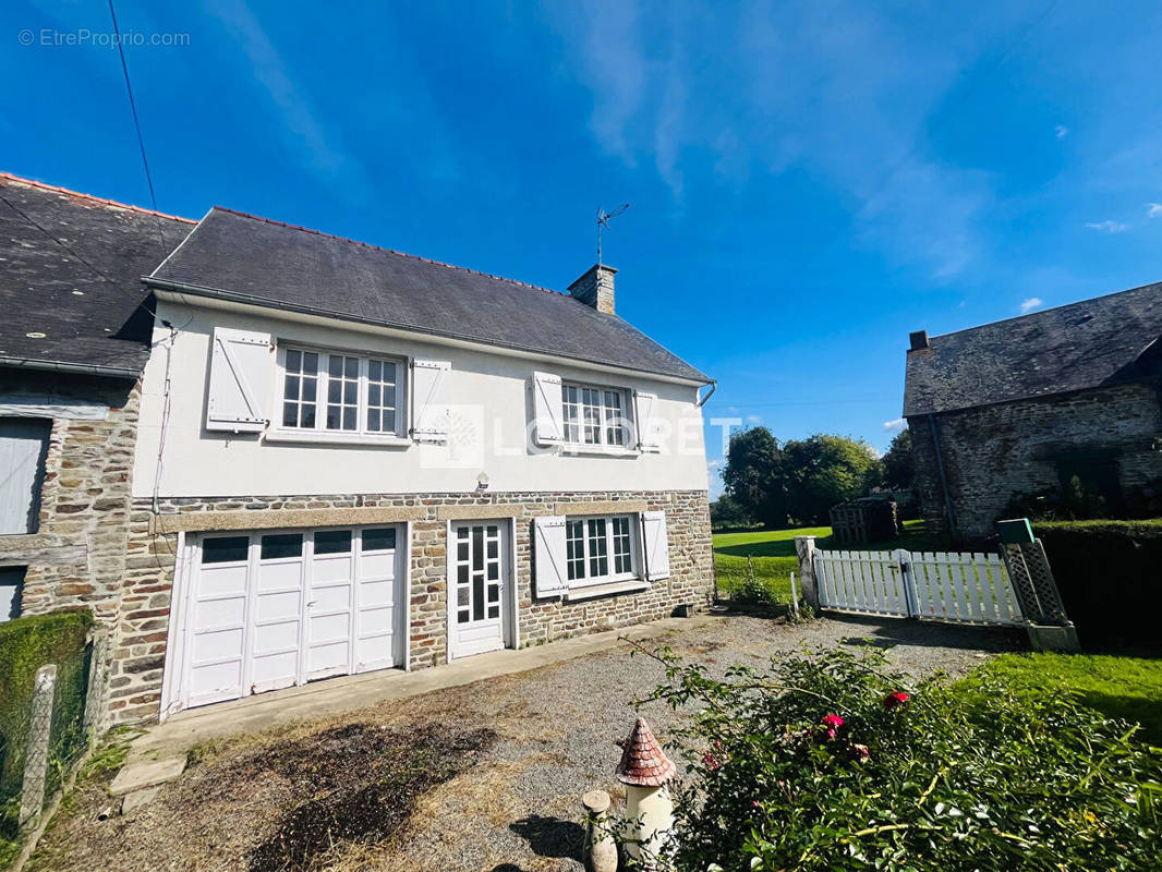 Maison à PLEINE-FOUGERES