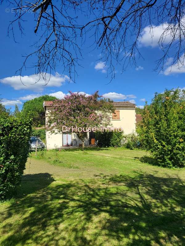 Maison à SAINT-SULPICE-ET-CAMEYRAC