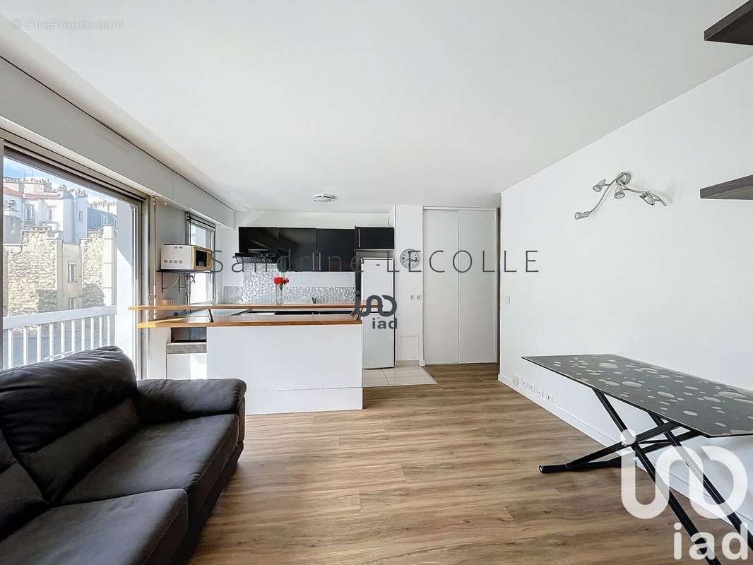 Photo 4 - Appartement à PARIS-18E